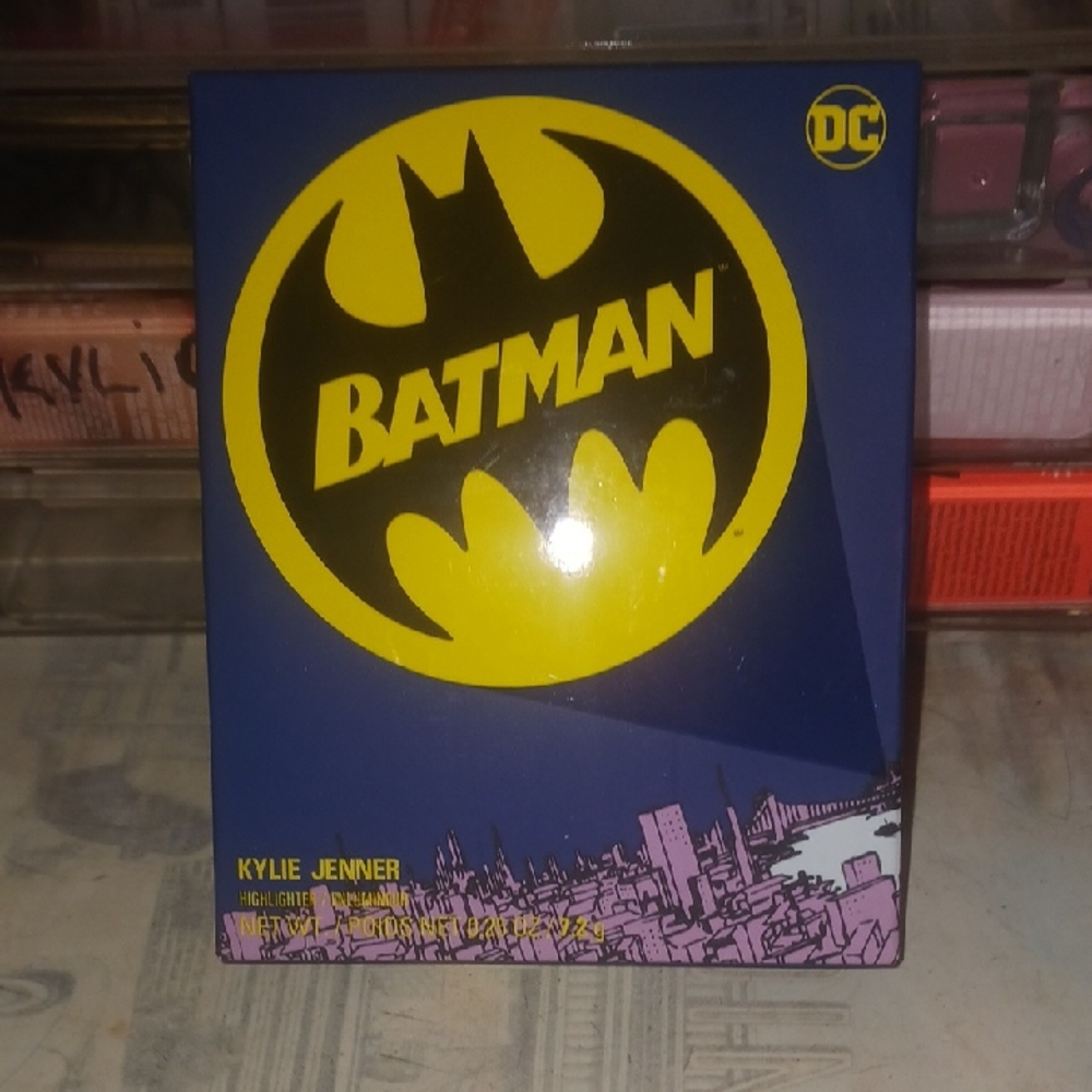 Kylie Jenner Highlighter DC Batman Compact Mirror